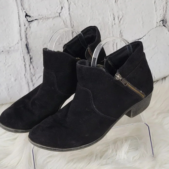 American Rag Abby Black Suede Ankle Bootie Round Toe Block Heel Double Zip 9.5 - Picture 9 of 14